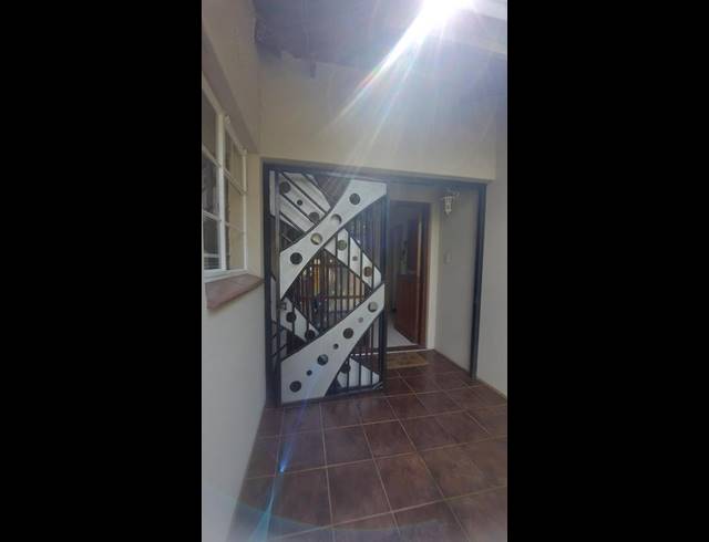 3 BEDROOM HOUSE FOR SALE IN PARKRAND